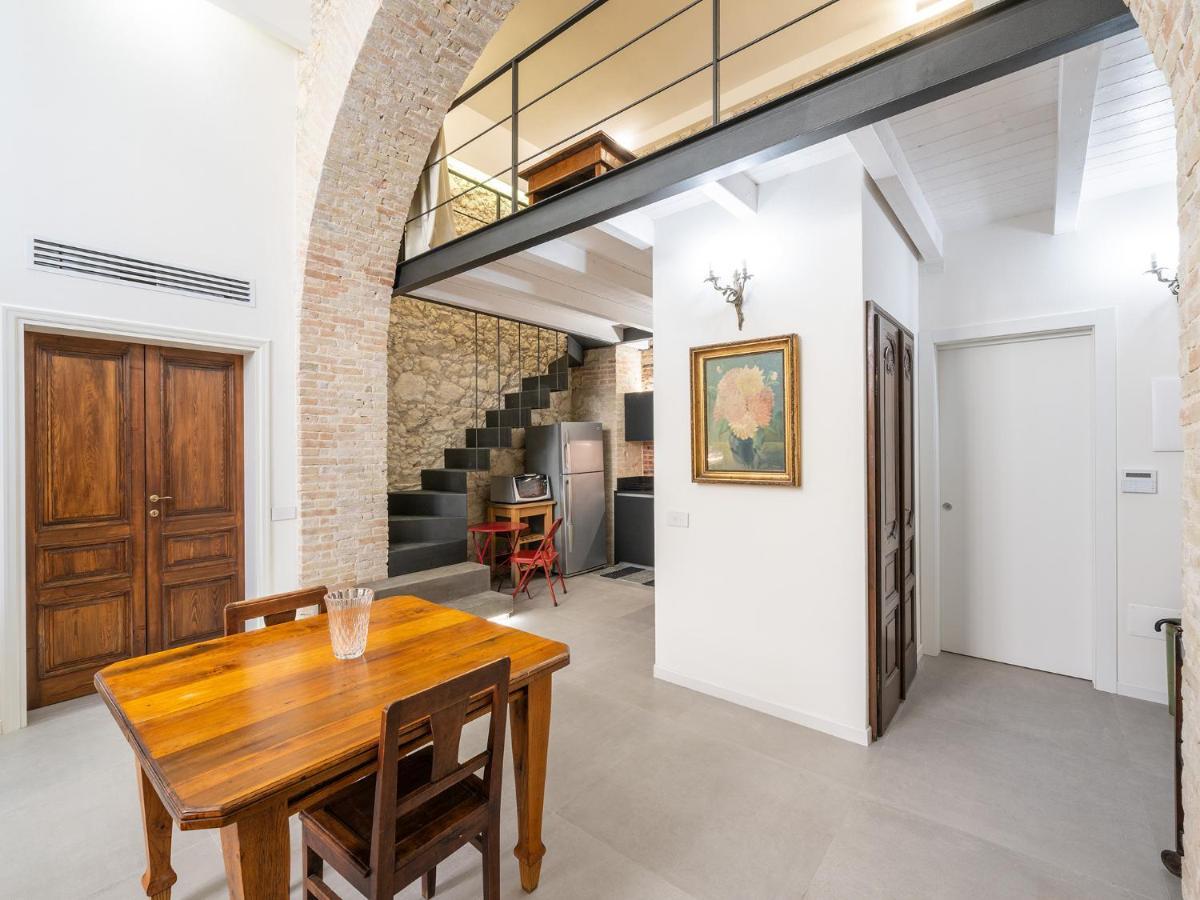Massimo Boutique Apartment 칼리아리 외부 사진